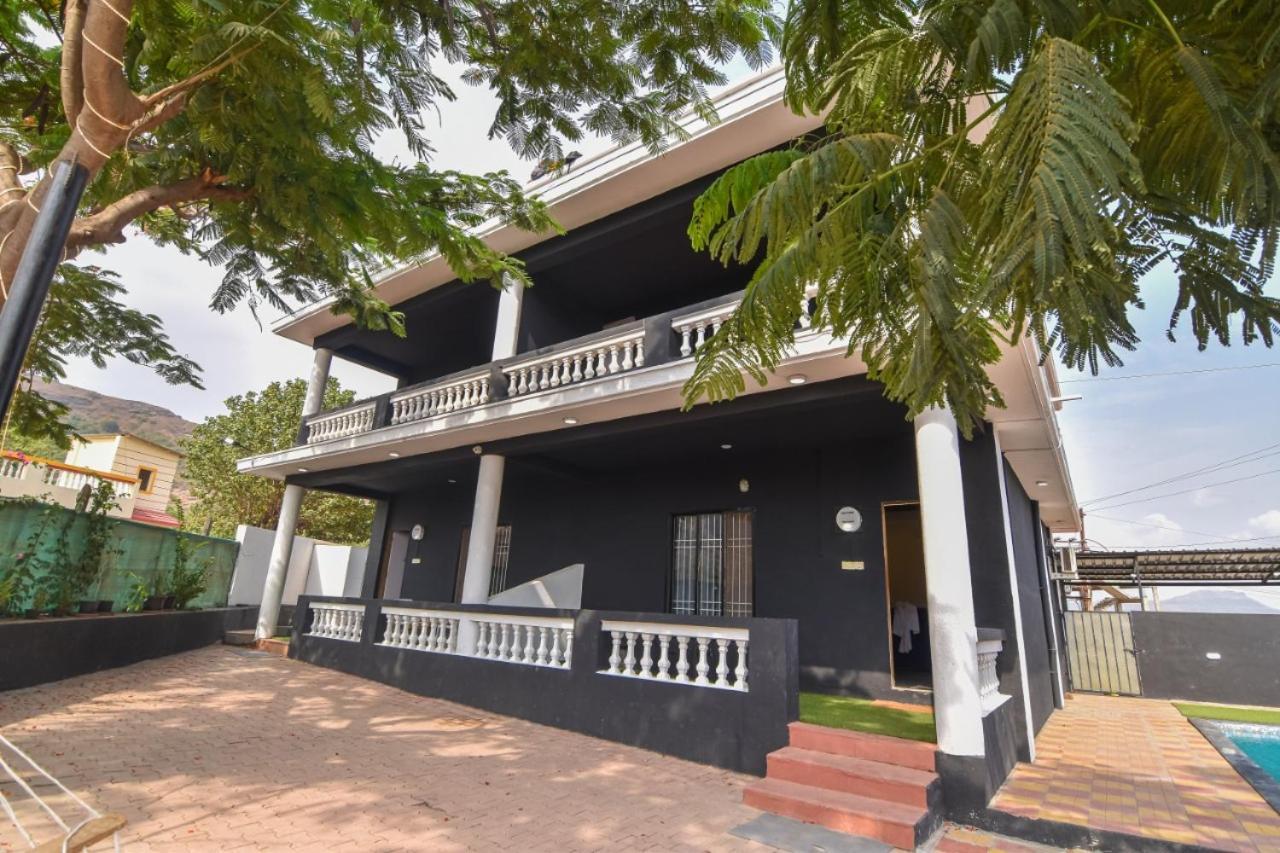Empyrean Stay Ll 3Bhk Ll Black Horse Villa Ll Ac Ll Private Pool Ll Wifi II Lux Ll Лонавала Экстерьер фото