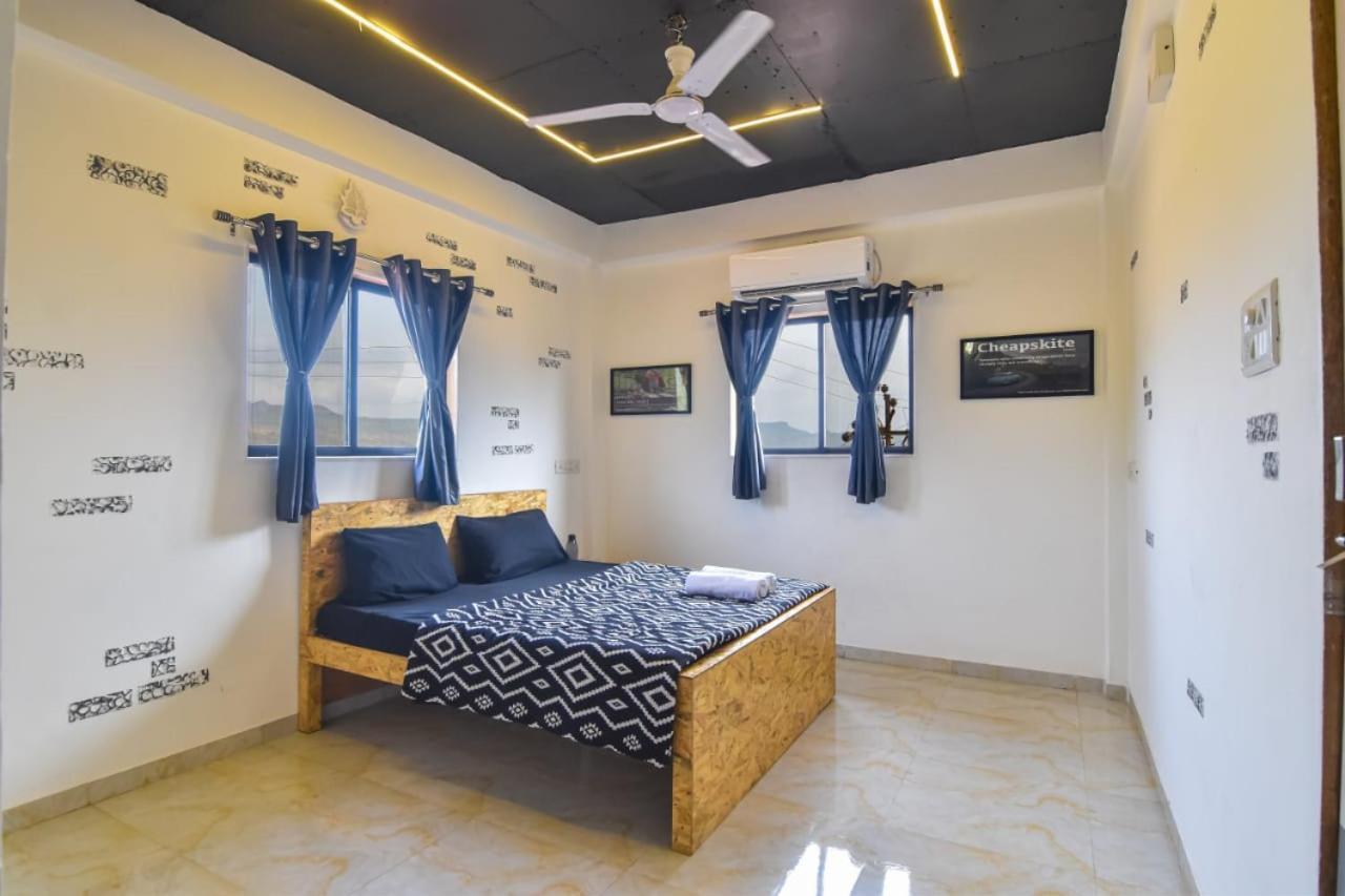 Empyrean Stay Ll 3Bhk Ll Black Horse Villa Ll Ac Ll Private Pool Ll Wifi II Lux Ll Лонавала Экстерьер фото